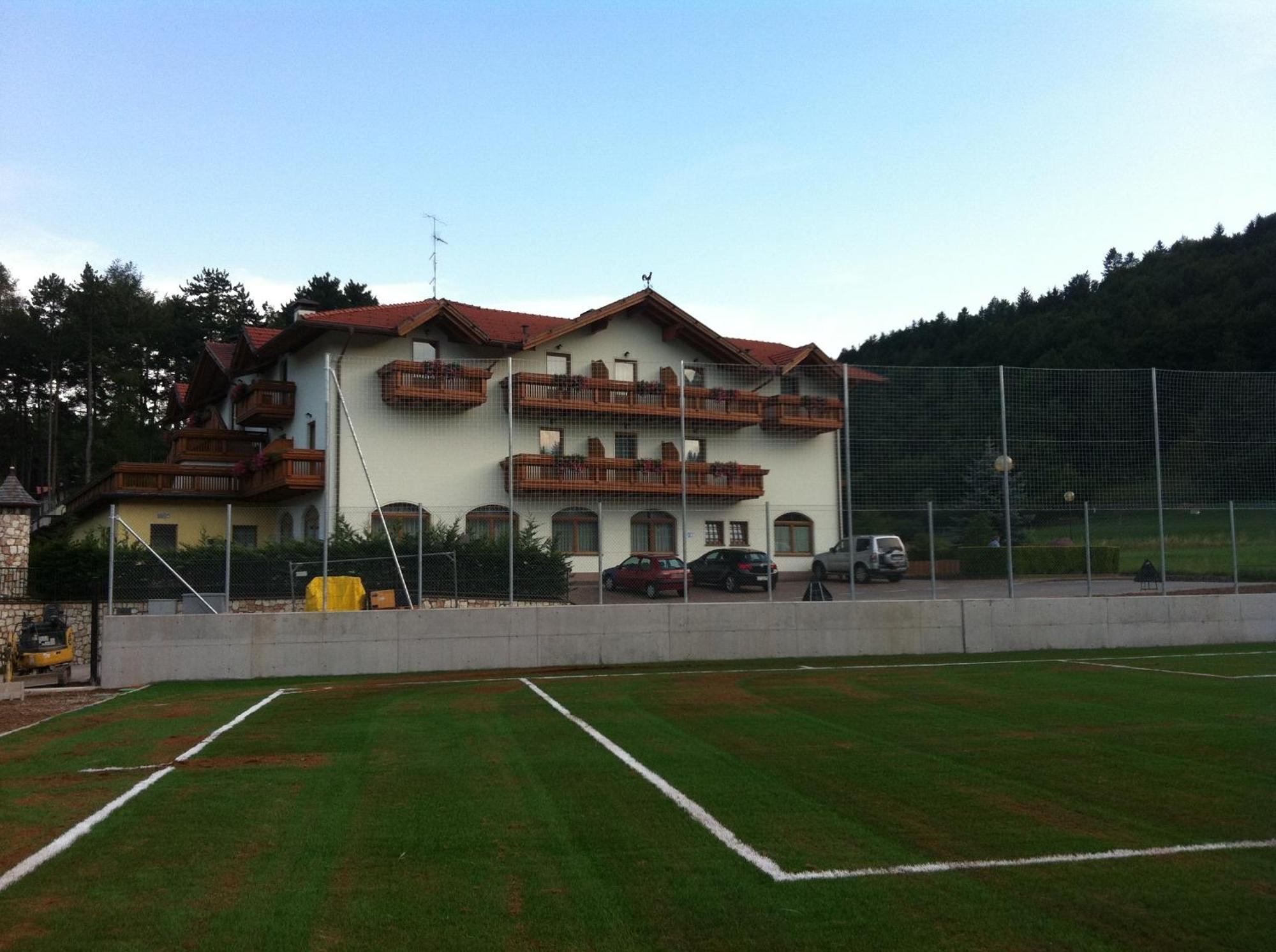 Hotel Fior Di Bosco Giovo Exterior photo